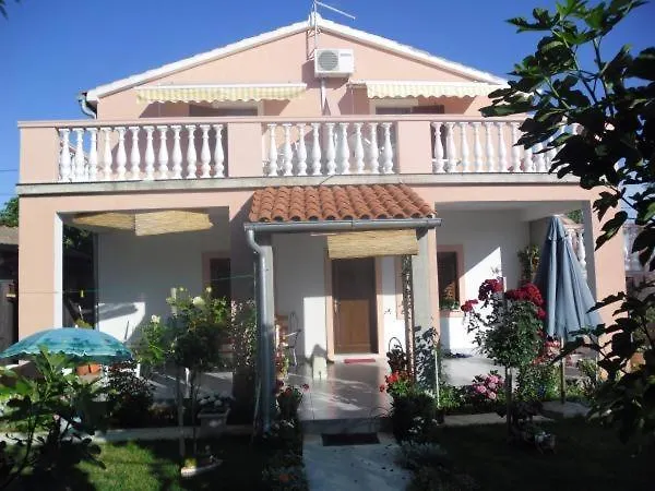 Apartment In Privlaka With Sea View, Terrace, Air Conditioning, Wifi 3591-2 0*, Privlaka (Zadar)