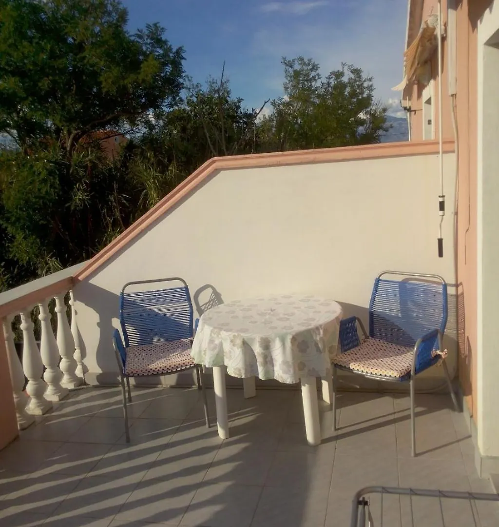 Apartment In Privlaka With Sea View, Terrace, Air Conditioning, Wifi 3591-2 0*, Privlaka (Zadar)