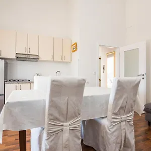  Apartment Medanic